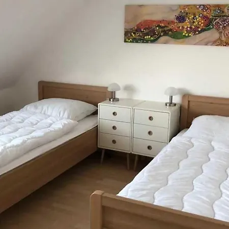 Meeresleuchten, Frisch Renoviertes & Gemuetliches Hooksiel
